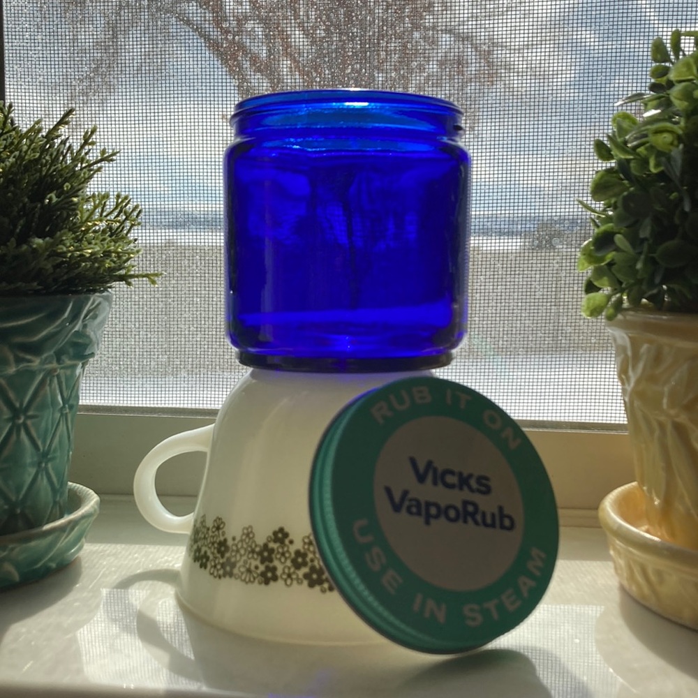 1955 Vicks Vaporub jar with lid.